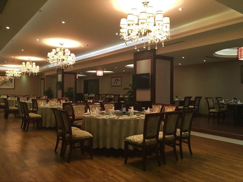 Chengdu Zhengyuan Xiyue Hotel Luaran gambar